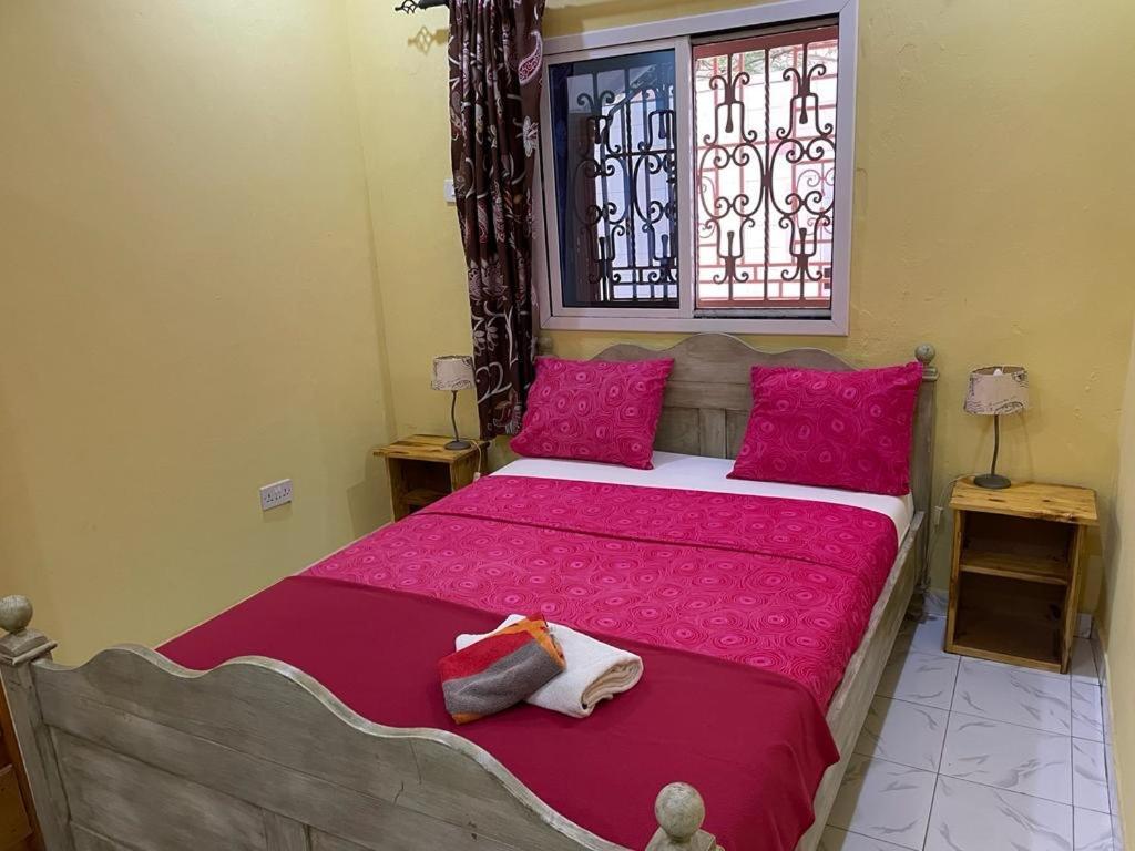 The Compound Bed & Breakfast Bijilo Luaran gambar