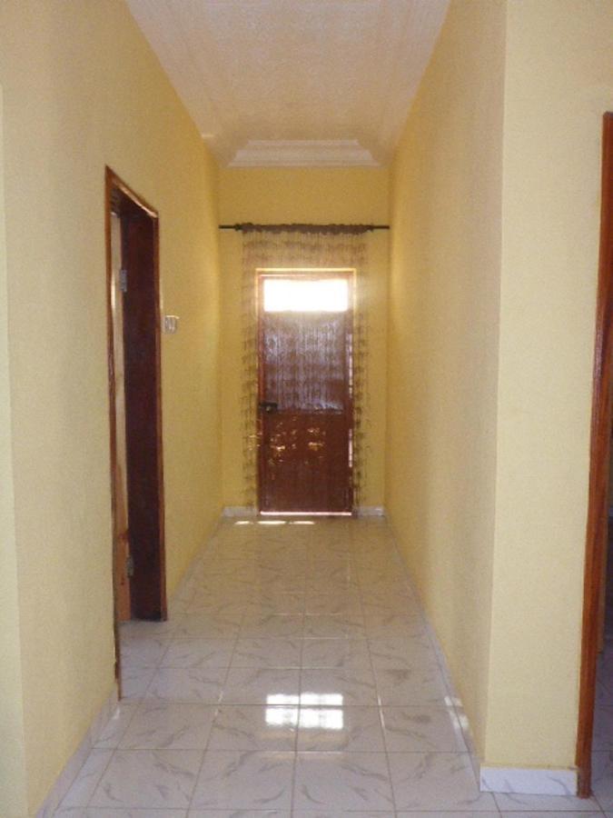 The Compound Bed & Breakfast Bijilo Luaran gambar